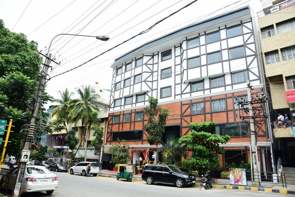 The Royal Comfort Bangalore Exteriör bild