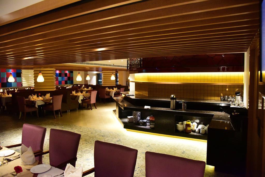 The Royal Comfort Bangalore Exteriör bild