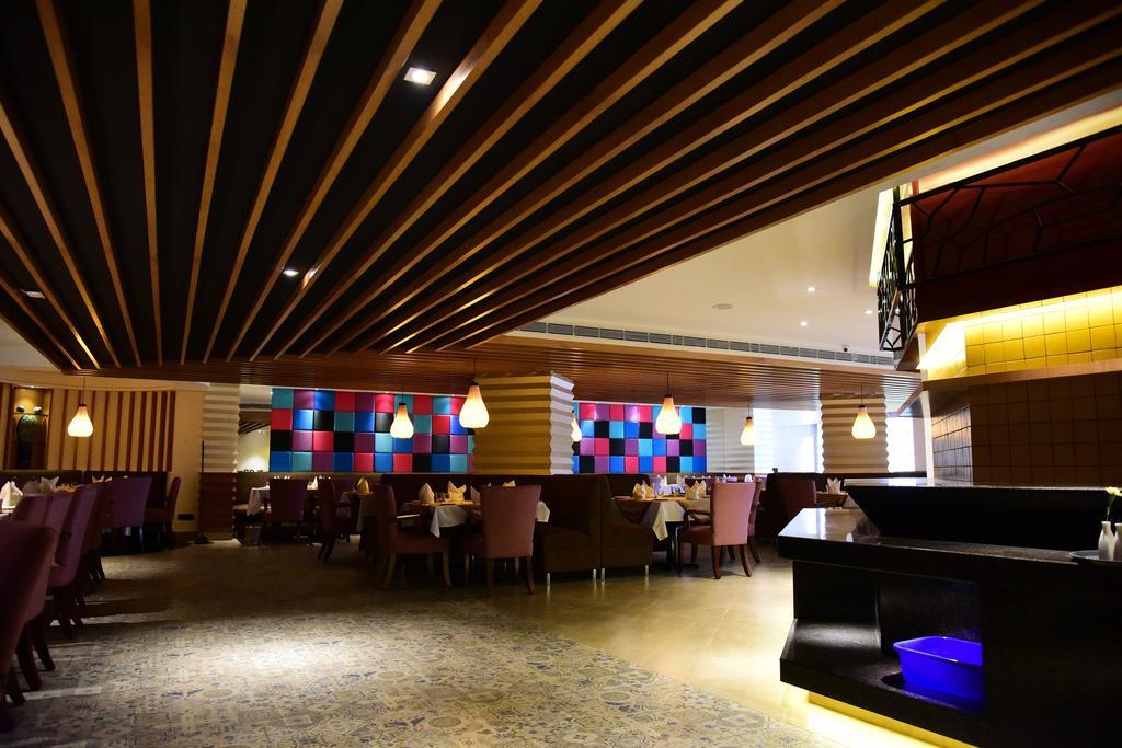 The Royal Comfort Bangalore Exteriör bild
