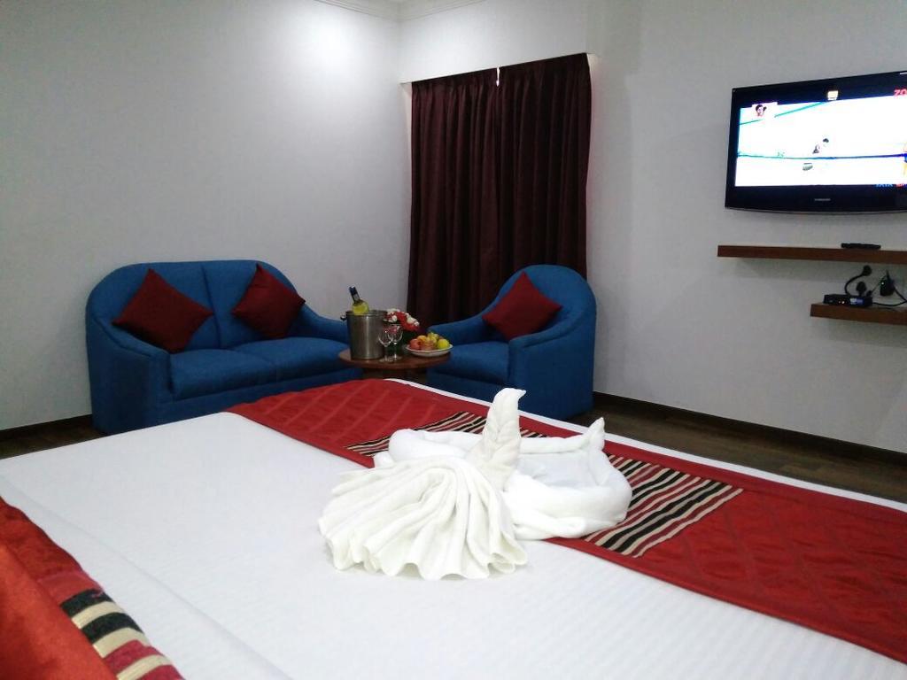 The Royal Comfort Bangalore Exteriör bild