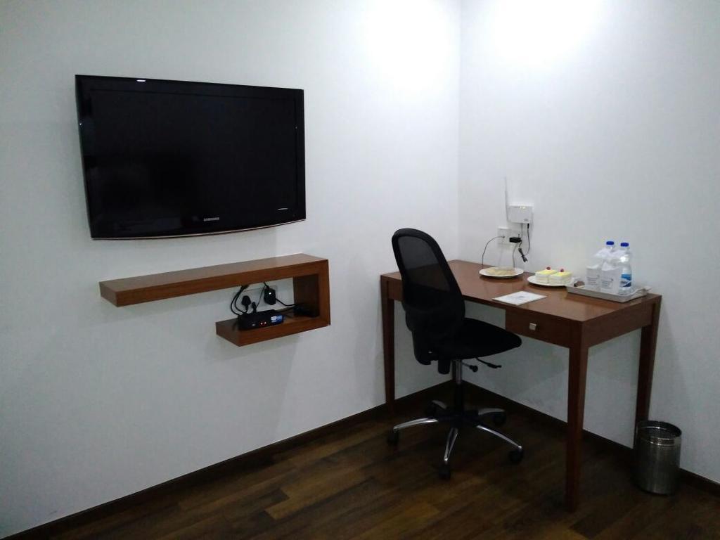 The Royal Comfort Bangalore Exteriör bild