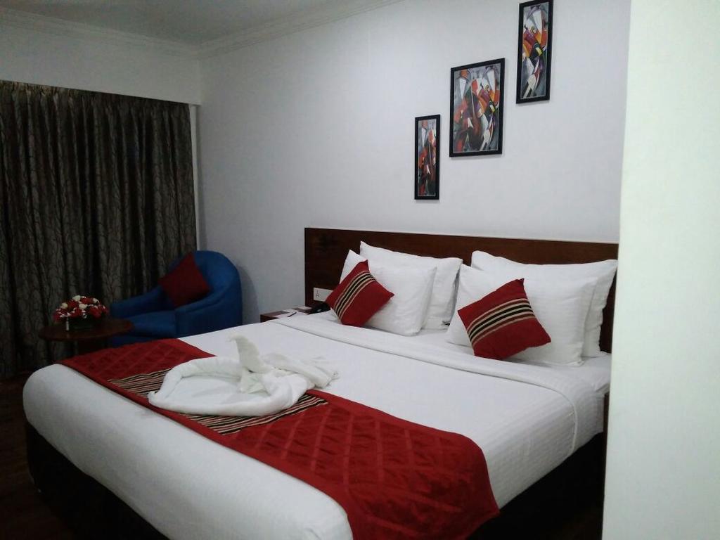 The Royal Comfort Bangalore Exteriör bild